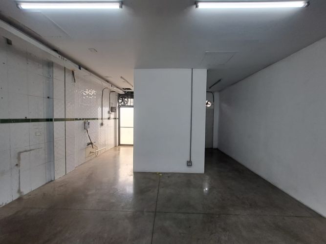 Local en arriendo en Caribe, Medellín, 46 m² · foto 2 de 10