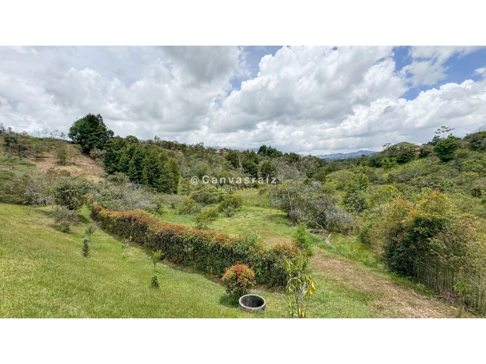 Land in Mampuesto (3438 m²) for Sale - 3