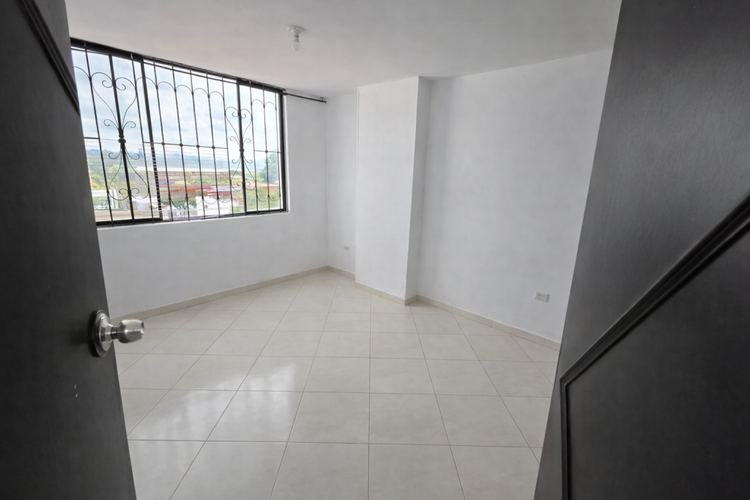Apartamento de 3 alcobas en venta en Centro, Bucaramanga, 76 m² · foto 6 de 7