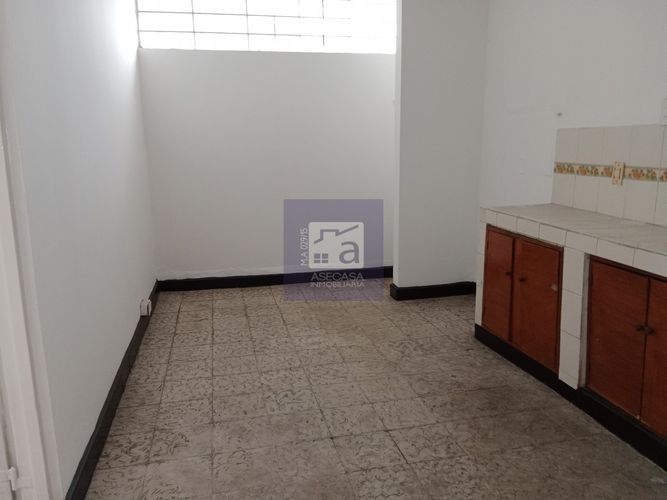 Bodega en arriendo en La Ceiba, Bucaramanga, 202 m² · foto 11 de 13