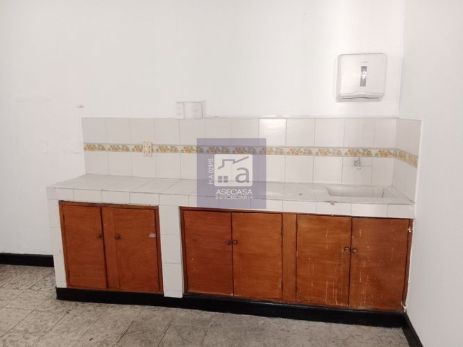 Bodega en arriendo en La Ceiba, Bucaramanga, 202 m² · foto 12 de 13