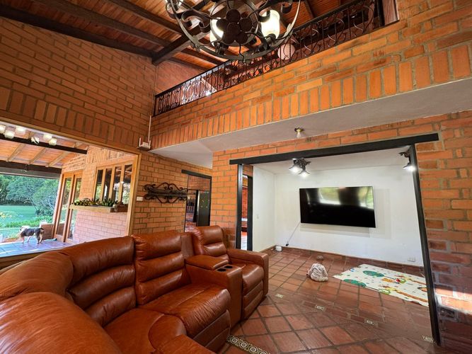 Casa de 3 alcobas en venta en La Industrial, Marinilla · foto 20 de 23