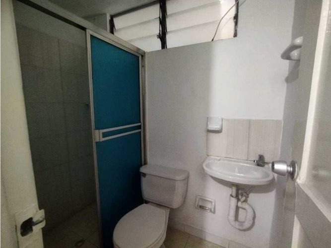 Apartamento de 4 alcobas en venta en La Florida, Bello, 86 m² · foto 15 de 21