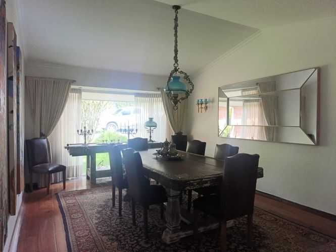 Casa de 4 alcobas en venta en Los Naranjos, Medellín, 1200 m² · foto 6 de 18