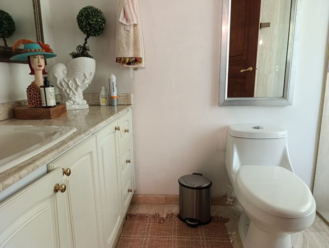 Casa de 4 alcobas en venta en Los Naranjos, Medellín, 1200 m² · foto 17 de 18