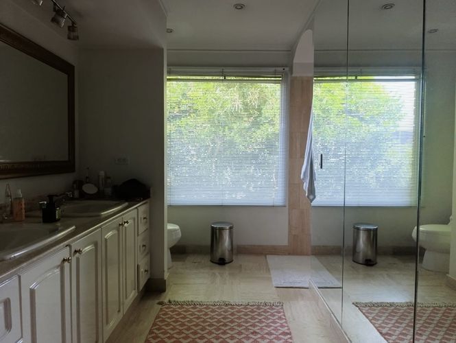 Casa de 4 alcobas en venta en Los Naranjos, Medellín, 1200 m² · foto 16 de 18