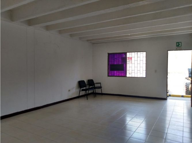 Oficina en arriendo en Bellavista, Cartagena, 60 m² · foto 2 de 8