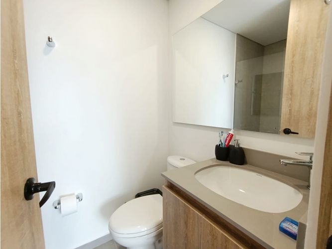 Apartamento de 2 alcobas en venta en Rionegro, 65 m² · foto 11 de 21