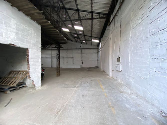 Bodega en arriendo en Ditaires, Itagüí, 710 m² · foto 16 de 16