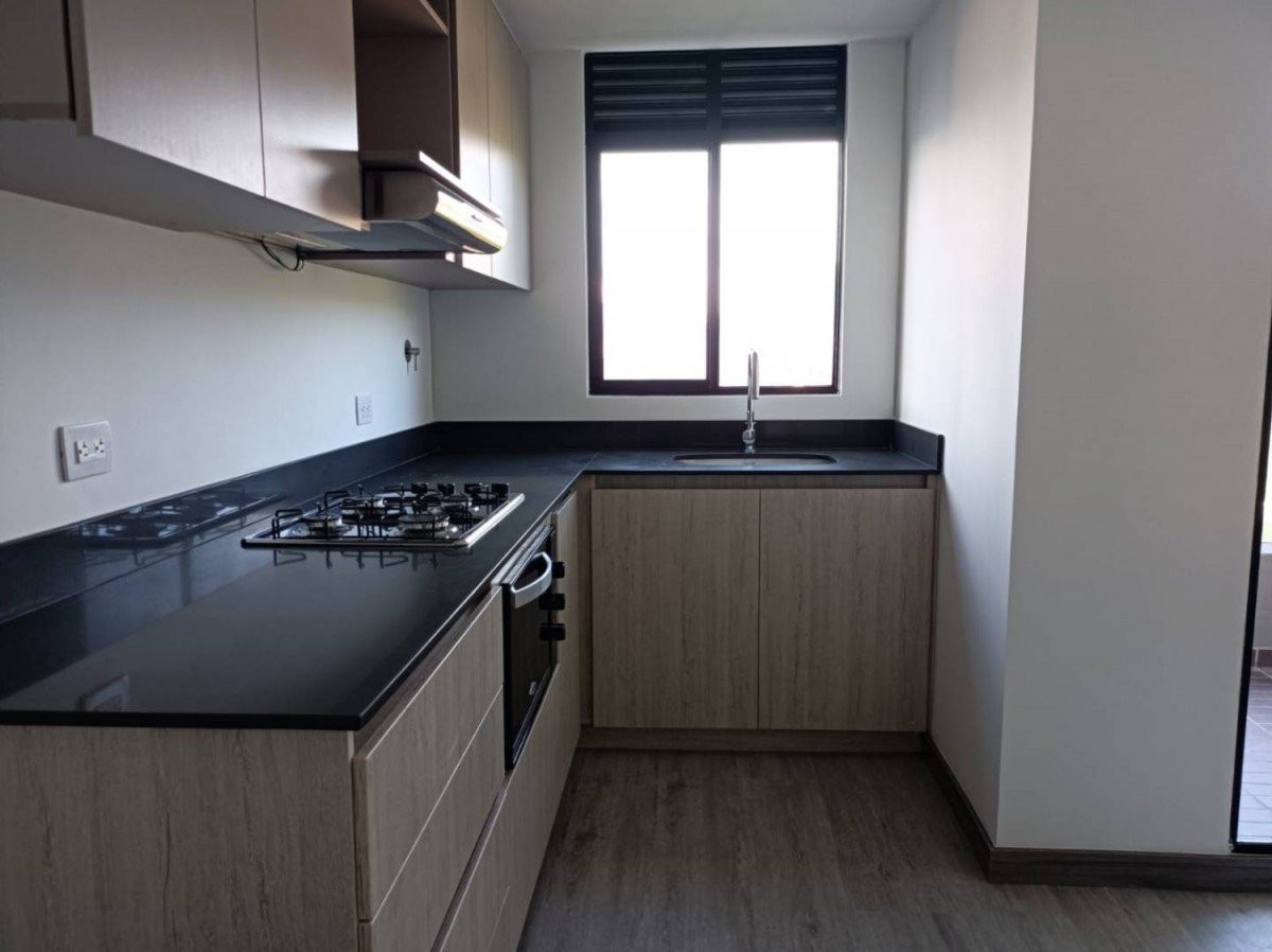 Apartamento en arriendo en Las Palmas, Medellín · foto 4 de 17