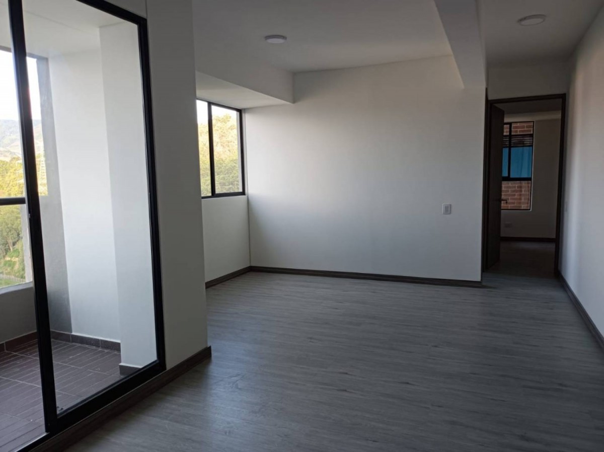 Apartamento en arriendo en Las Palmas, Medellín · foto 6 de 17