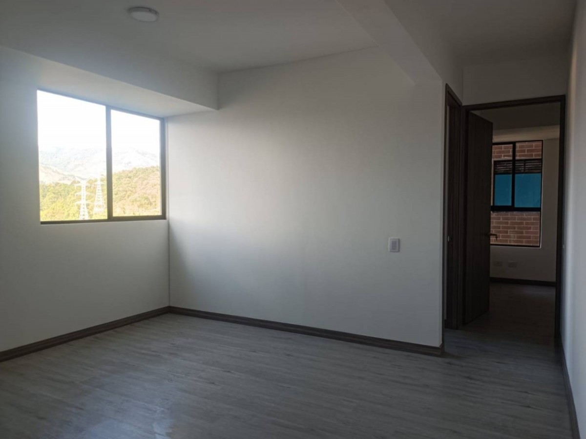 Apartamento en arriendo en Las Palmas, Medellín · foto 7 de 17