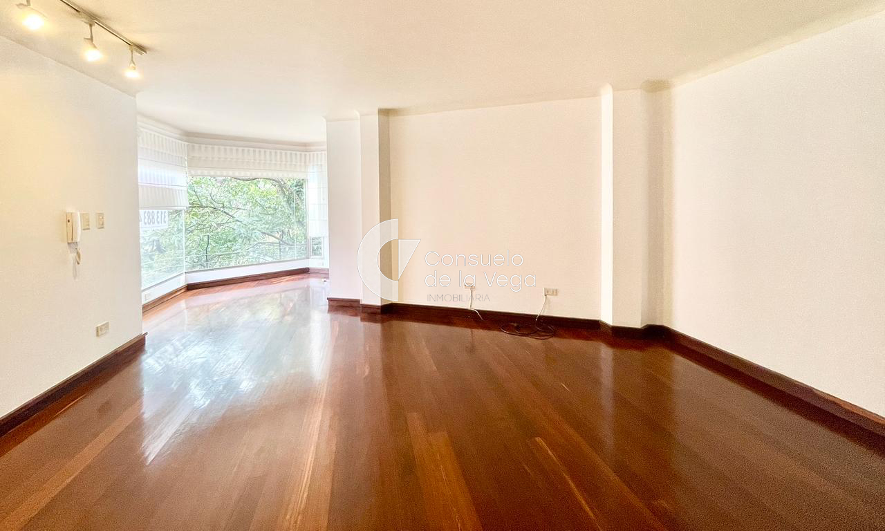 Apartamento en venta en Los Rosales, Bogotá · foto 2 de 14