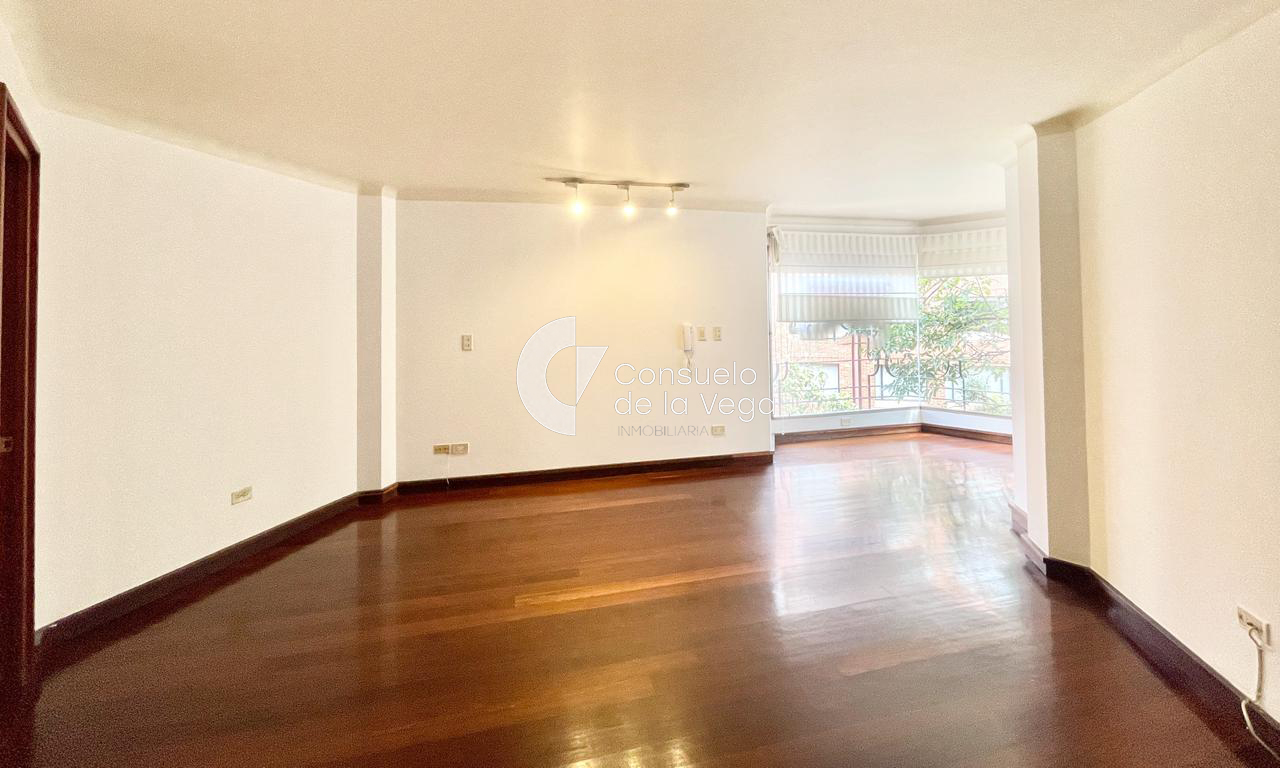 Apartamento en venta en Los Rosales, Bogotá · foto 3 de 14
