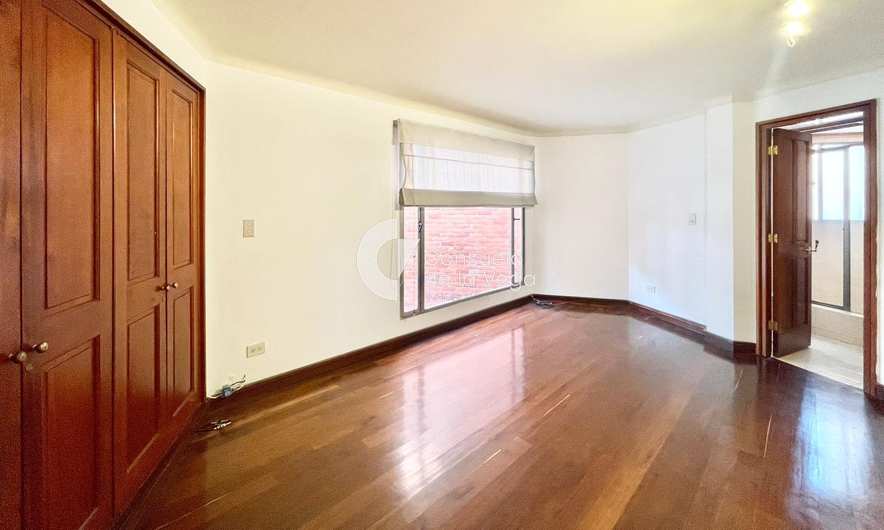Apartamento en venta en Los Rosales, Bogotá · foto 6 de 14