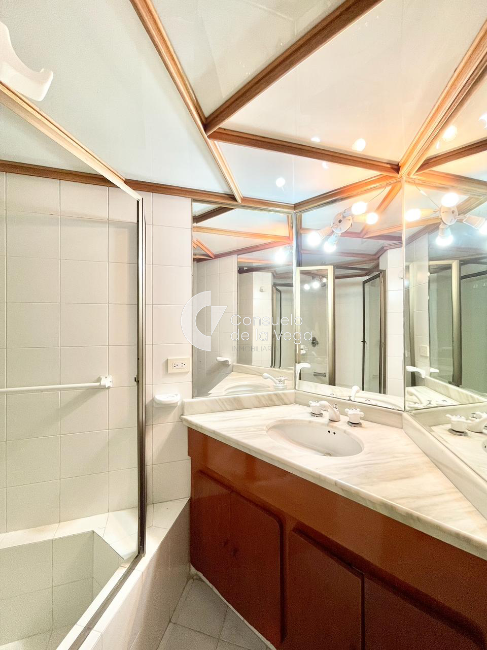 Apartamento en venta en Los Rosales, Bogotá · foto 8 de 14