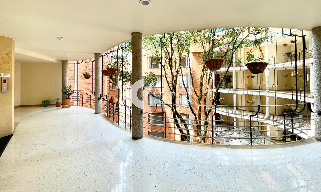 Apartamento en venta en Los Rosales, Bogotá · foto 13 de 14