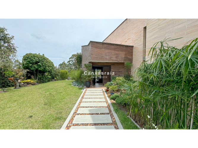 Casa de 5 alcobas en venta en El Tablazo, Rionegro, 420 m² · foto 2 de 22