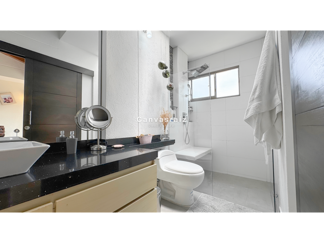Casa de 5 alcobas en venta en El Tablazo, Rionegro, 420 m² · foto 16 de 22