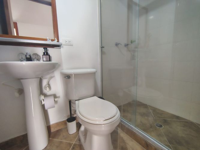 Apartamento de 3 alcobas en arriendo en Conjunto Residencial Isla Fuerta, Envigado, 118 m² · foto 18 de 18
