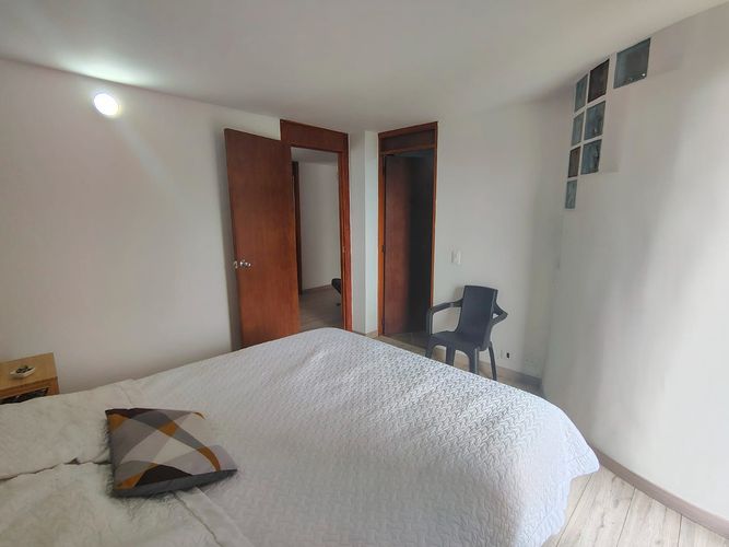 Apartamento de 3 alcobas en arriendo en Conjunto Residencial Isla Fuerta, Envigado, 118 m² · foto 11 de 18