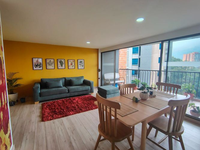 Apartamento de 3 alcobas en arriendo en Conjunto Residencial Isla Fuerta, Envigado, 118 m² · foto 4 de 18
