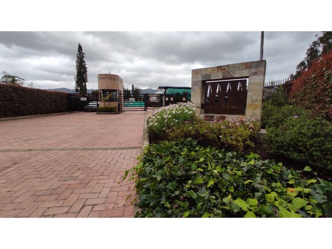 Lote en venta en Hatogrande, Sopó · foto 9 de 24