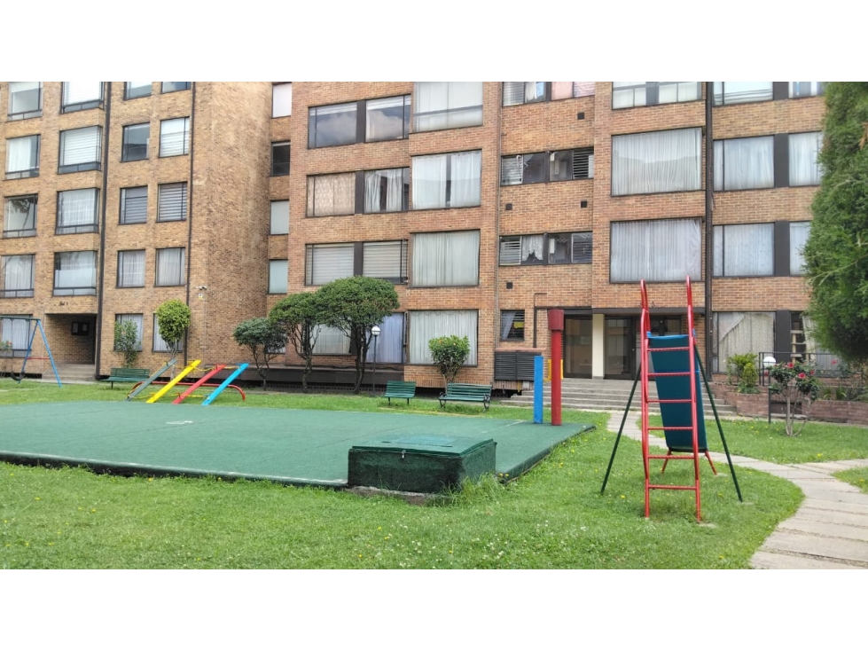 Apartamento en venta en Centro Comercial Titán Plaza, Bogotá · foto 21 de 24