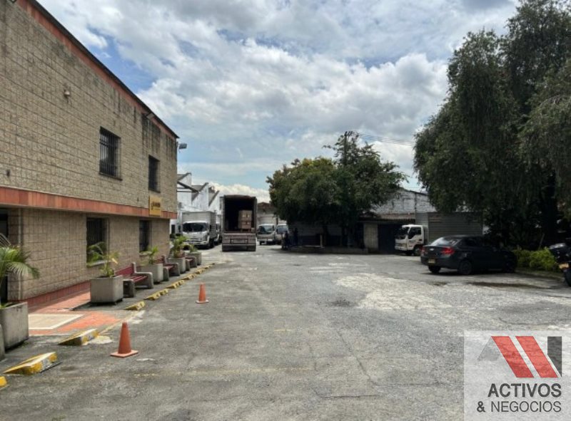 Warehouse for sale in El Poblado, Medellín