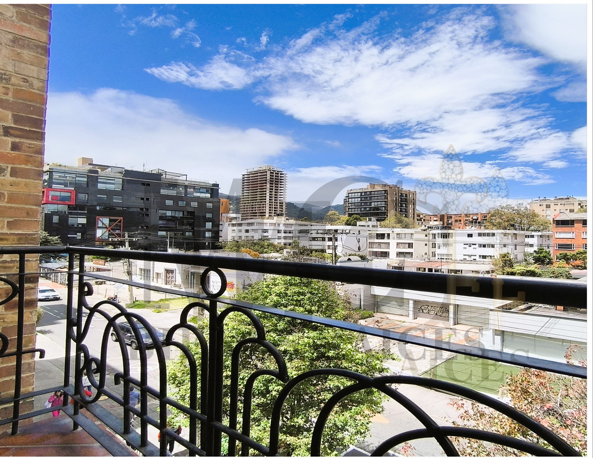 Apartamento en venta en Chico, Bogotá · foto 2 de 22