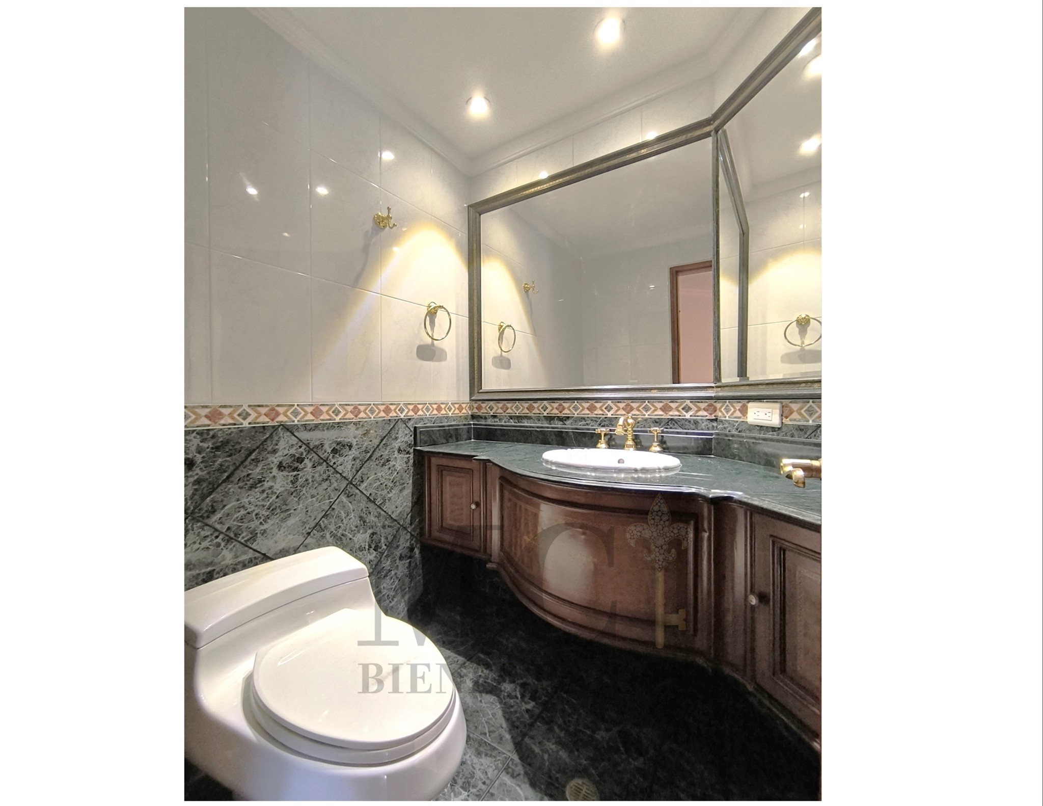 Apartamento en venta en Chico, Bogotá · foto 3 de 22