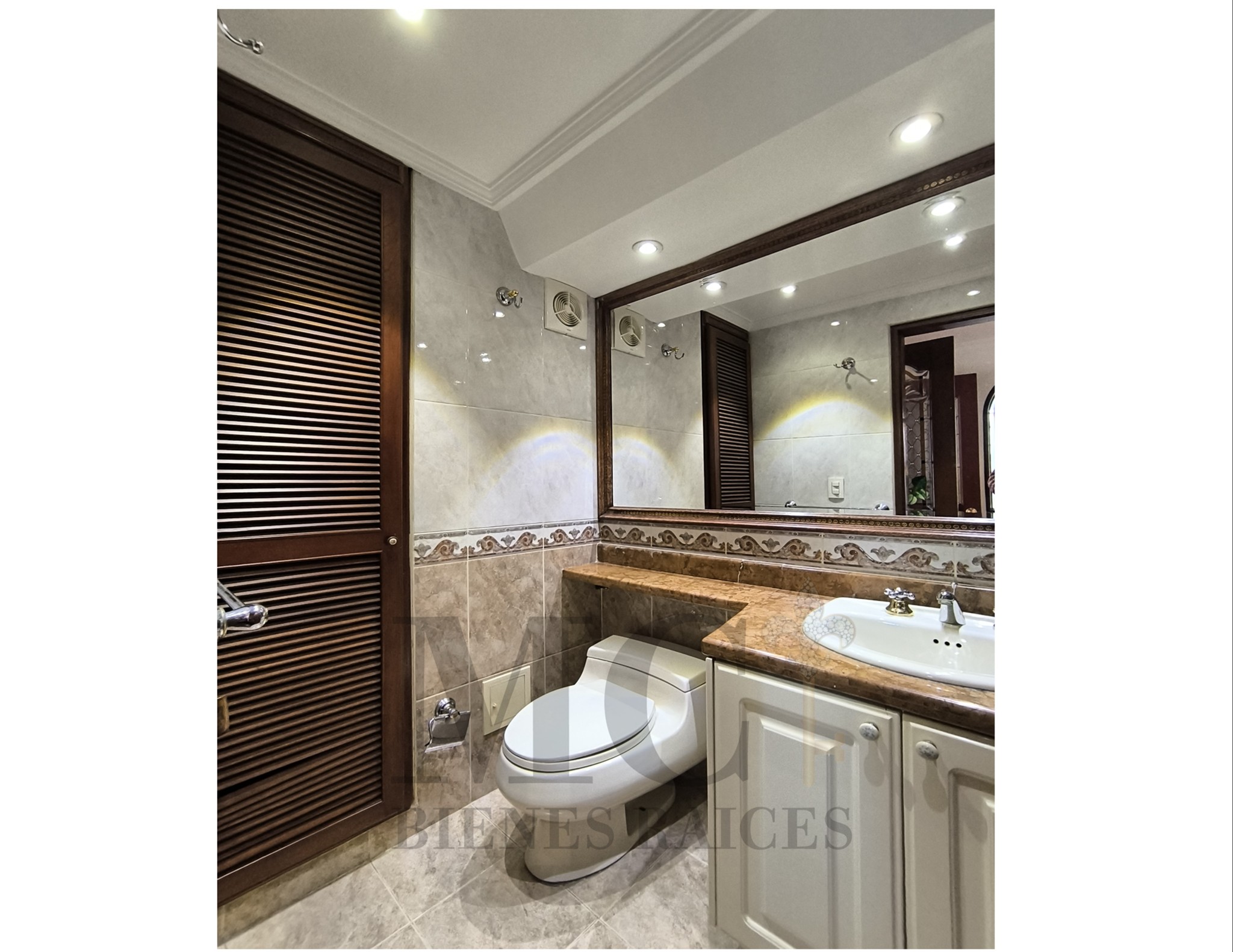 Apartamento en venta en Chico, Bogotá · foto 13 de 22