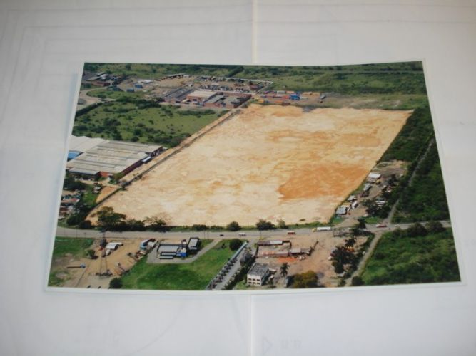 Lote en venta en Zona Industrial, Yumbo, 100000 m² · foto 3 de 7