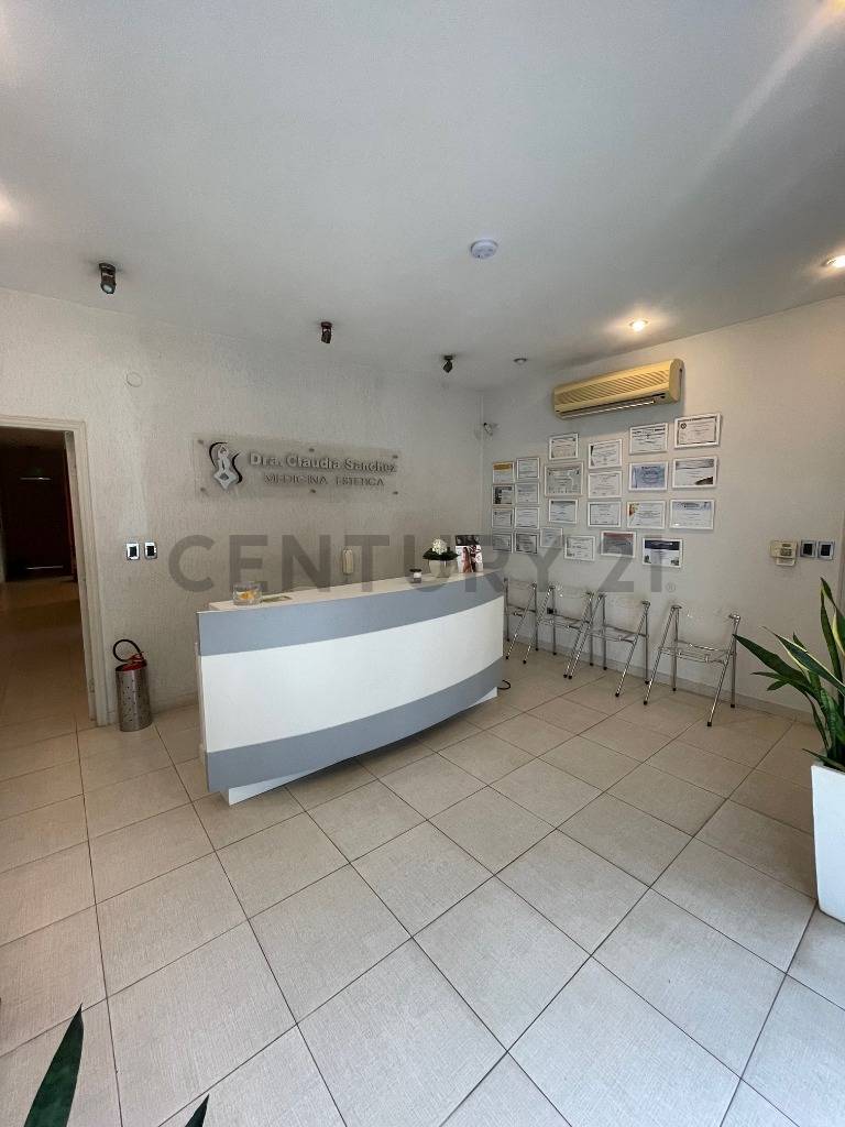 ALQUILO CONSULTORIOS EN EL B° MCAL. ESTIGARRIBIA. — foto 3