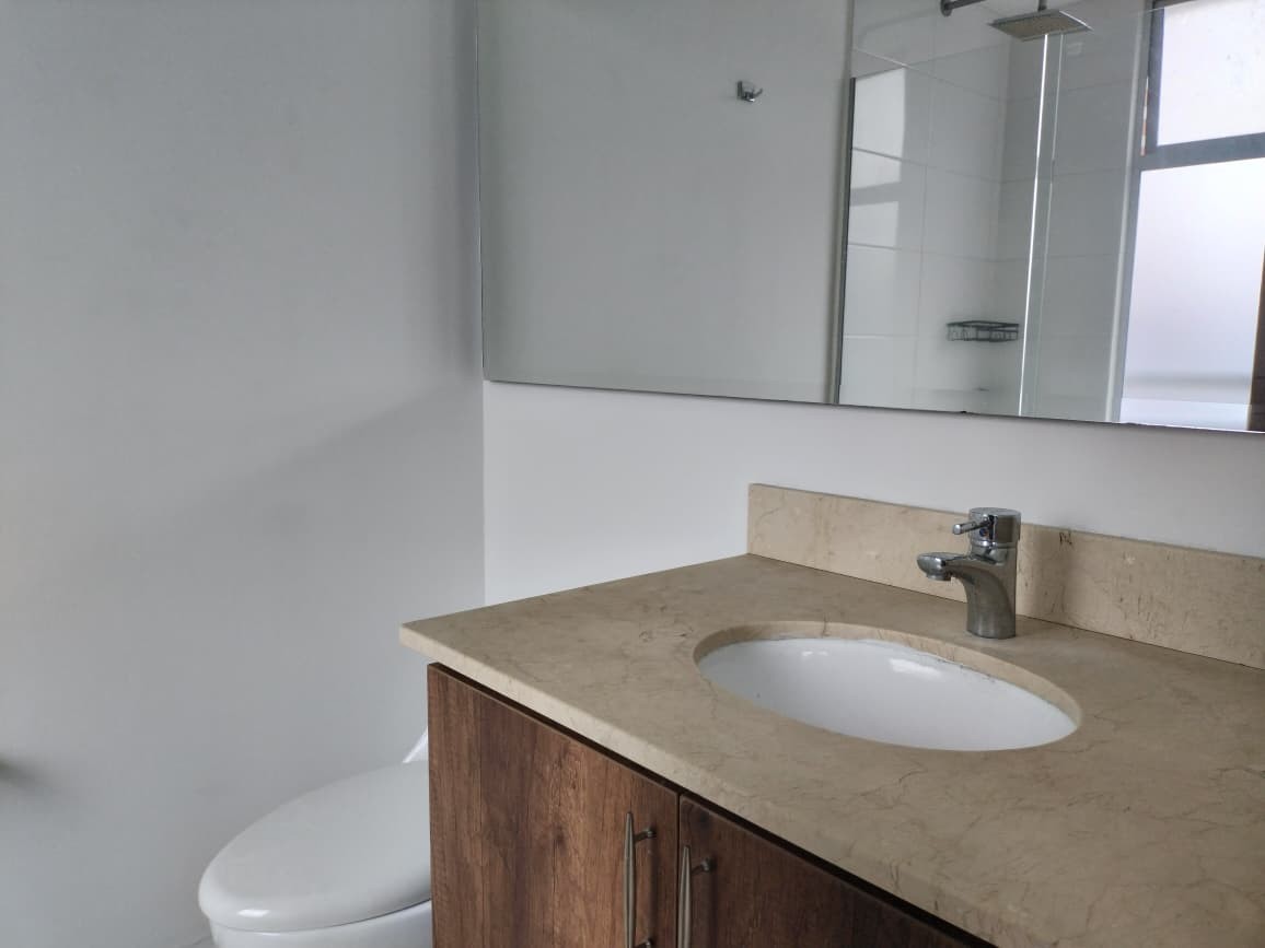 Apartamento en arriendo en El Poblado, Medellín · foto 18 de 19