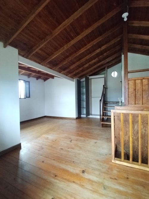 Casa de 3 alcobas en venta en Berracal, Guarne, 460 m² · foto 2 de 24