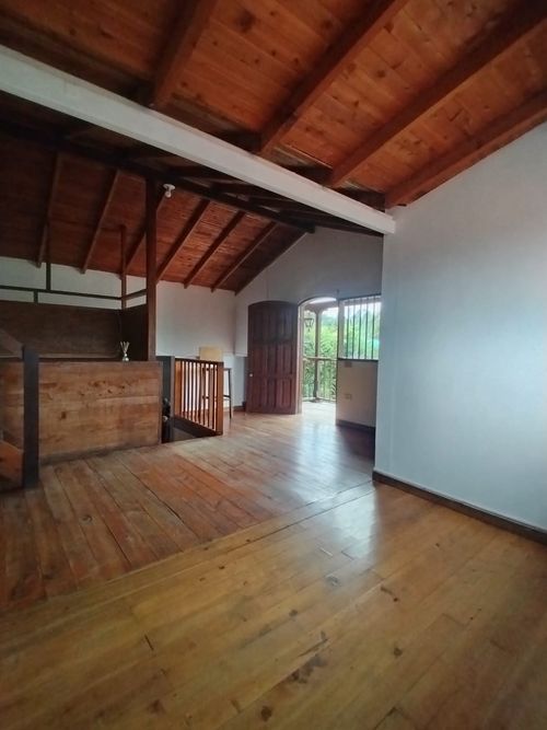 Casa de 3 alcobas en venta en Berracal, Guarne, 460 m² · foto 7 de 24