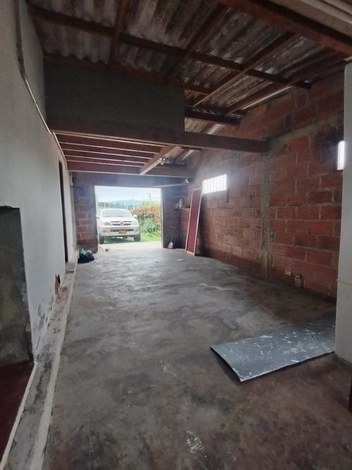 Casa de 3 alcobas en venta en Berracal, Guarne, 460 m² · foto 22 de 24
