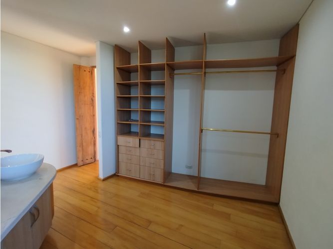 Finca en arriendo en Santa Elena, El Retiro, 587 m² · foto 13 de 24