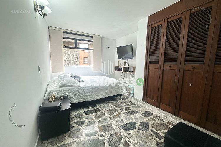 Apartamento de 4 alcobas en arriendo en Laureles, Medellín, 165 m² · foto 12 de 21