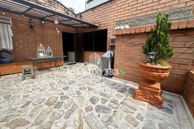Apartamento de 4 alcobas en arriendo en Laureles, Medellín, 165 m² · foto 21 de 21