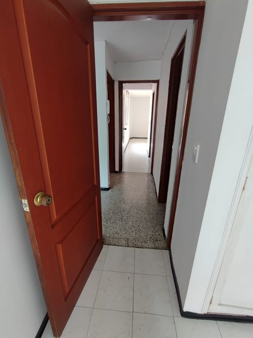 Apartamento de 3 alcobas en venta en Seminario, Cali, 106 m² · foto 9 de 20