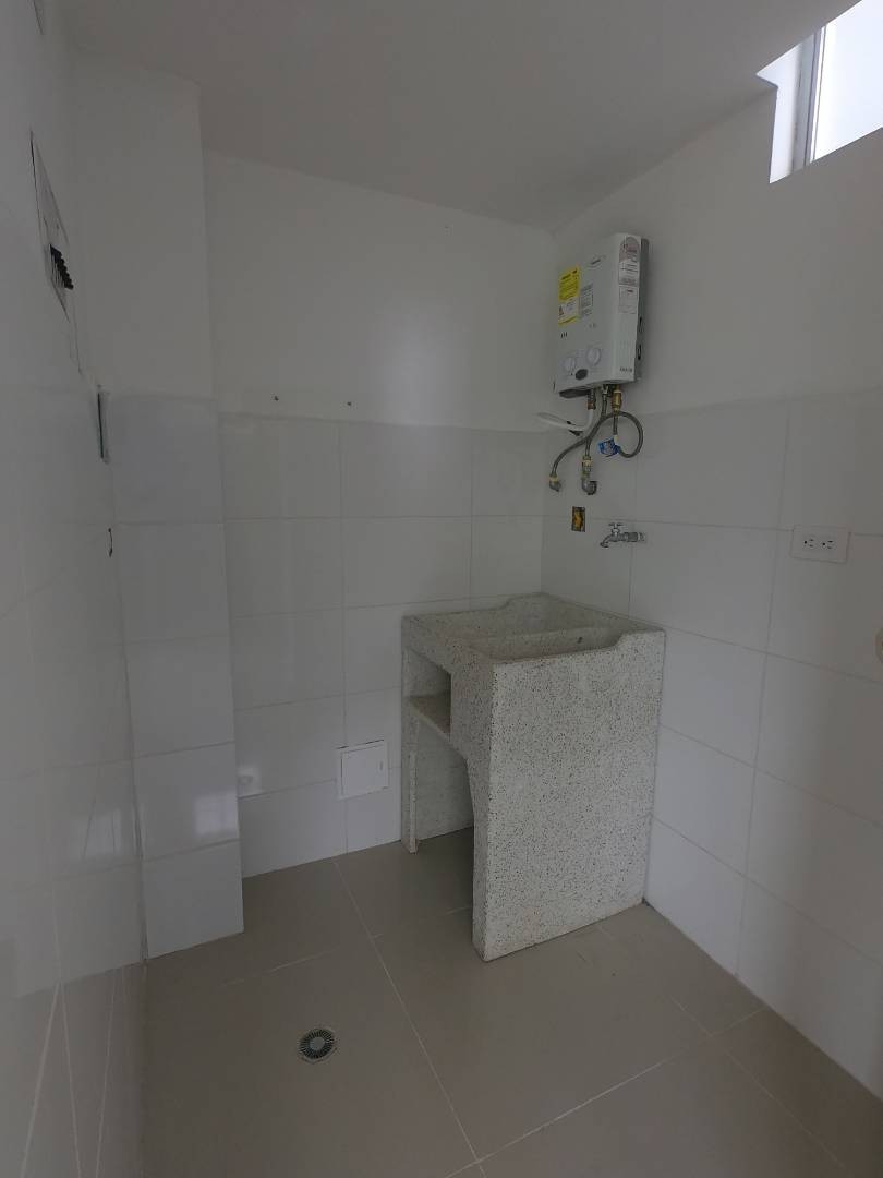 Apartamento en venta en Los Molinos, Dosquebradas · foto 13 de 15