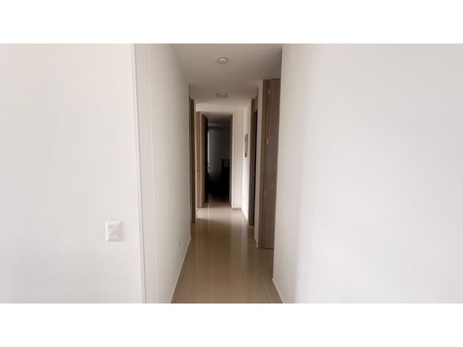 Apartamento de 4 alcobas en venta en Anillo Vial, Floridablanca, 109 m² · foto 16 de 24