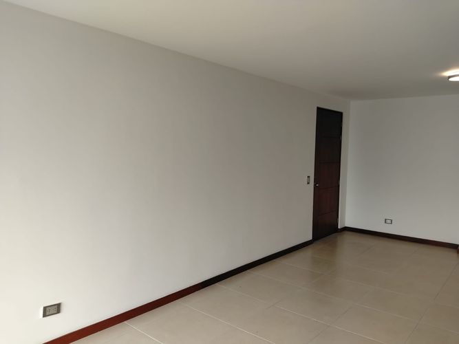 Apartamento de 3 alcobas en venta en El Poblado, Medellín, 95 m² · foto 6 de 19
