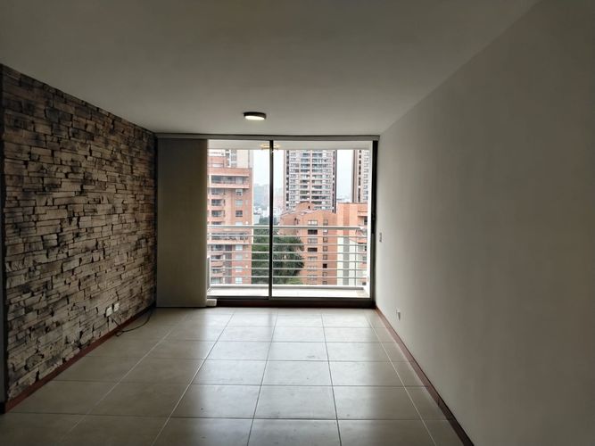Apartamento de 3 alcobas en venta en El Poblado, Medellín, 95 m² · foto 1 de 19