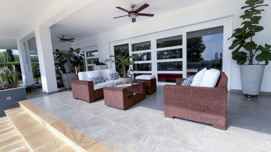 Casa de 4 alcobas en venta en Ciudad Jardin, Cali, 375 m² · foto 3 de 24