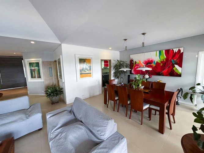 Casa de 4 alcobas en venta en Ciudad Jardin, Cali, 375 m² · foto 16 de 24