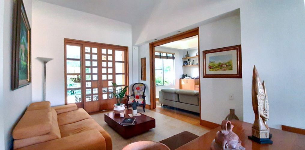 Casa de 5 alcobas en venta en Pance, Cali, 355 m² · foto 1 de 24
