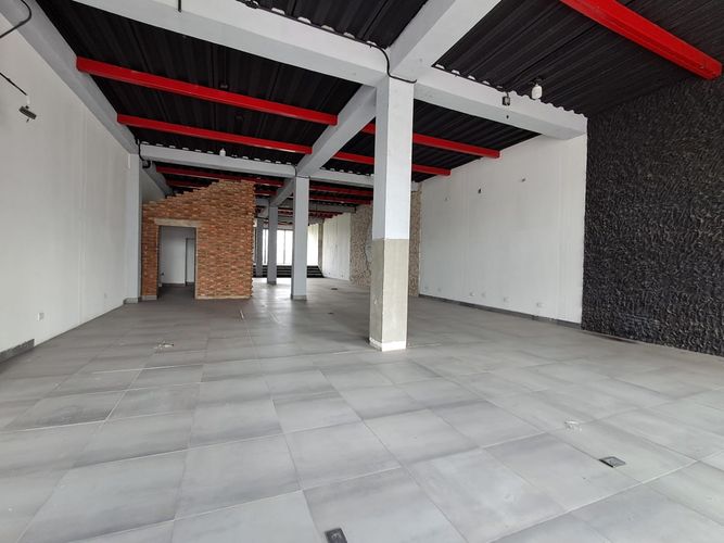 Local en arriendo en Catalan, Pereira, 265 m² · foto 6 de 8